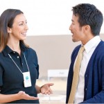 Apple uniforma le divise dei propri dipendenti in tutti gli Apple Store statunitensi e non solo