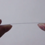 Un video mostra la flessibilità del vetro zaffiro dell’iPhone 6