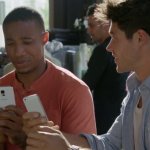 Un nuovo spot Samsung prende di mira lo schermo più grande dell’iPhone 6: “Noi lo abbiamo da due anni”