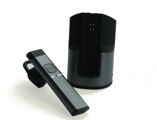 Vibe-Tribe Shiver, l’auricolare Bluetooth con supporto per auto – Recensione iPhoneItalia