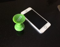 Simple Sucker: sostegno e ventosa per il tuo iPhone – La recensione di iPhoneItalia