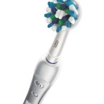 Oral-B Pro 7000: lo spazzolino che si collega con l’iPhone!