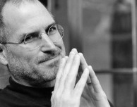 Tim Cook scrive ai dipendenti: “Ricordiamo Steve Jobs a tre anni dalla scomparsa”