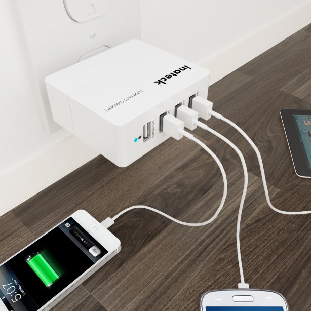 Inateck: carica batterie da muro con 4 porte USB ora in offerta su Amazon – Recensione iPadItalia