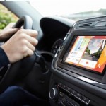 CES 2015: ecco Parrot RNB6, un sistema per auto compatibile con CarPlay