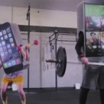 HTC prende di mira Apple e Samsung in un nuovo video rap