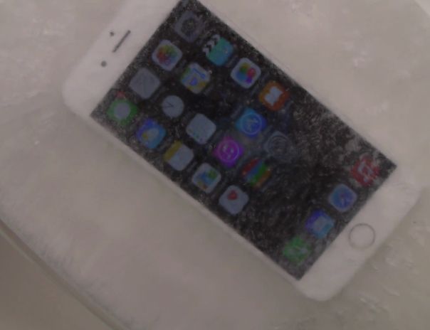 In rete appare un “Freeze Test” di un iPhone 6: sopravvive al ghiaccio bollente?