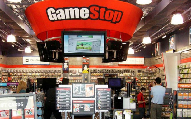 12102-5685-Gamestop-l