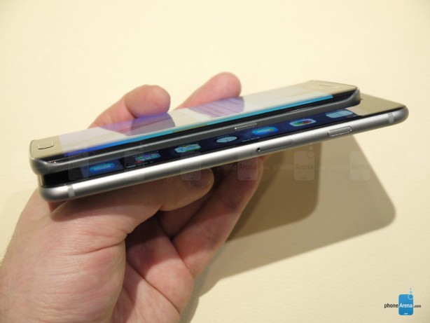 Galaxy-S6-Edge-vs-iPhone-6-Plus-7.JPG