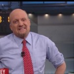 Tim Cook telefona in diretta alla trasmissione “Mad Money” condotta da Jim Cramer