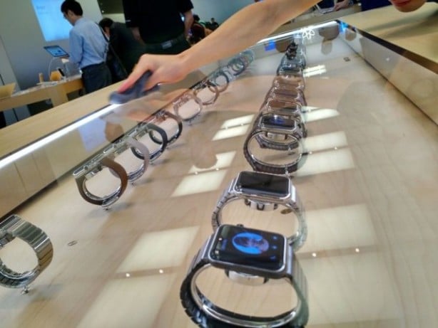 apple-watch-tables-640x480