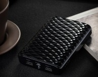La batteria esterna HooToo da 12000mAh è in offerta a 21,24€!