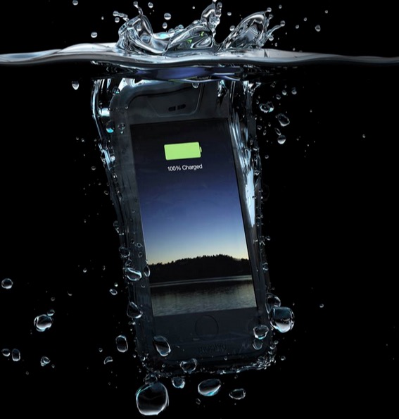 juice pack H2PRO di Mophie: custodia impermeabile con batteria integrata per iPhone 6