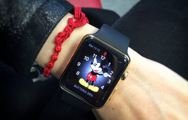 Audrey Tritto, blogger per il Corriere della Sera, pubblica nuove foto dell’Apple Watch Edition