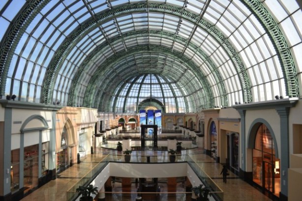 Il più grande Apple Store del mondo aprirà questa estate a Dubai