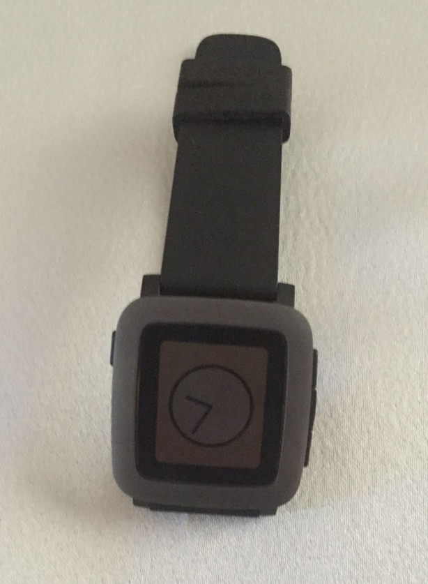 Pebble Time: smart, ma non troppo! – La recensione di iPhoneItalia [VIDEO]