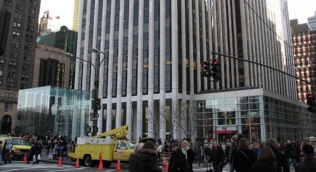Apple vuole rinnovare il famoso Store della Fifth Avenue