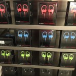 Arrivano gli auricolari Beats Powerbeats2 negli stessi colori di Apple Watch Sport