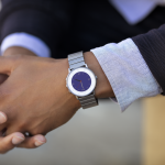 Pebble presenta il nuovo smartwatch “Round” con schermo circolare