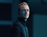 Michael Fassbender racconta come si è “vestito” da Steve Jobs