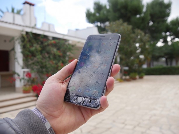 iPhone 6s Plus Drop Test: quanto resiste alle cadute? – VIDEO