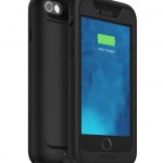 mophie presenta la prima cover impermeabile con batteria integrata