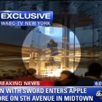 Un uomo, una katana e un Apple Store…