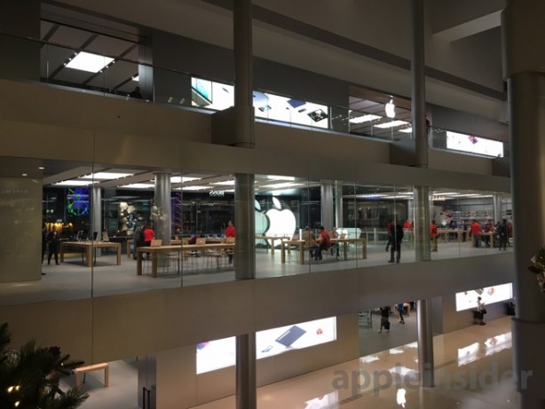 Aperto il terzo piano dell’Apple Store di Hong Kong