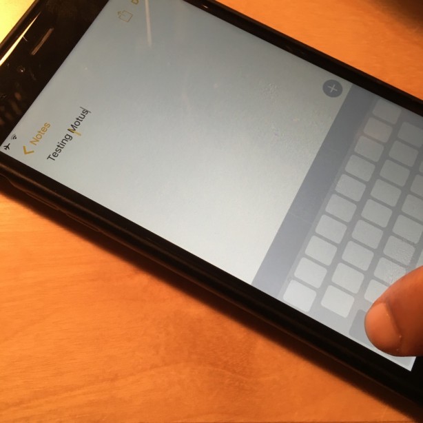 Come attivare il Trackpad di iOS 9 nella tastiera di iPhone 6 e precedenti – Cydia