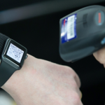 British Airways monterà più scanner per favorire gli utenti Apple Watch