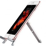 Anche gli stand per iPhone possono essere originali
