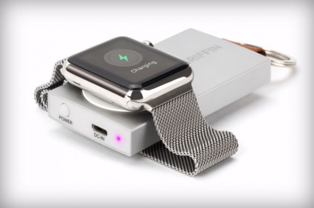 Griffin presenta il portachiavi-batteria per Apple Watch – CES 2016