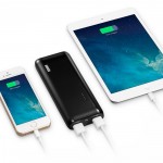 Acquista in offerta l’alimentatore con 2 porte USB e la batteria esterna 13.000 mAh di Anker