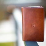 Custodia/portafoglio in pelle di “Danny P.”, tra eleganza e materiali di prima scelta