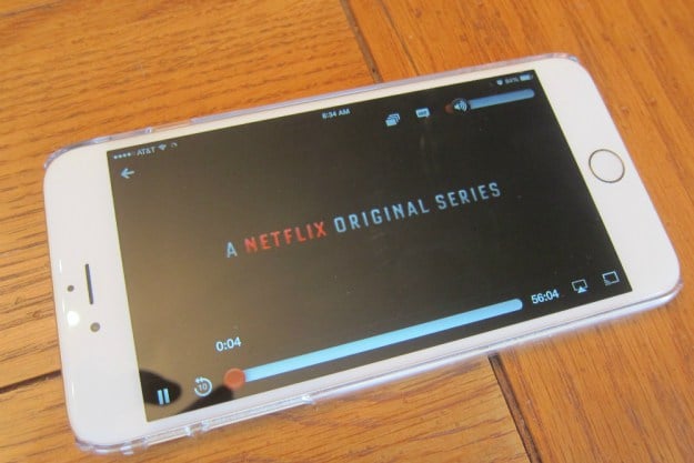 Netflix prepara il colpaccio: download di serie TV e film in arrivo?