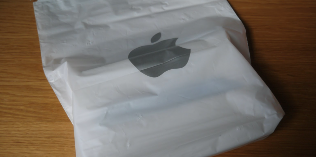 Apple Store: stop alle buste in plastica, ecco le buste in carta riciclata
