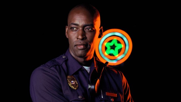 La polizia di Los Angeles ha sbloccato l’iPhone 5s dell’omicida Michael Jace
