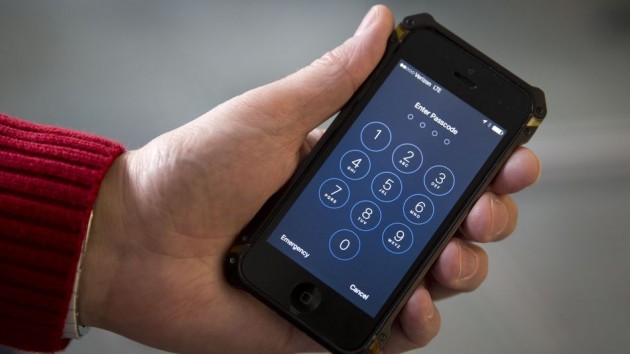 Anche la polizia indiana vuole sbloccare gli iPhone