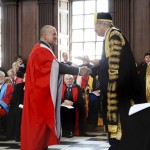 Cambridge: Jony Ive riceve la laurea ad horem