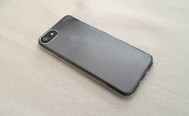 Anker ClearShell per iPhone 7: protezione completa e ultraslim