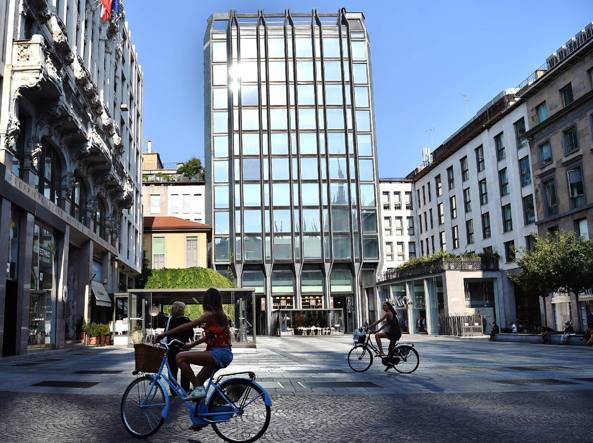 Il nuovo Apple Store a Milano avrà una fontana alta sette metri