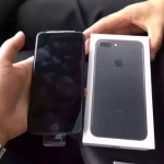 Ecco il primo unboxing dei nuovi iPhone 7!