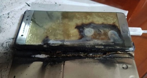 Un Galaxy Note 7 sostituito e “sicuro” prende fuoco in aereo!
