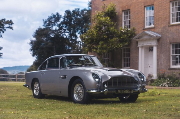 18723-18061-1964-aston-martin-db5-sold-by-coys-for-825000-on-vero-with-apple-pay_1-l