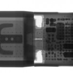 Ai raggi X l’adattatore da Lightning a jack cuffie di Apple: scoperto un “misterioso” circuito integrato