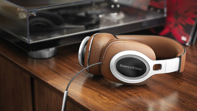 Bowers&Wilkins presenta le cuffie P9 Signature