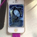 Dopo mesi nei fondali di un lago, un iPhone 4 continua a funzionare!
