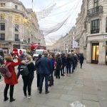Code negli Apple Store, sono arrivati gli AirPods