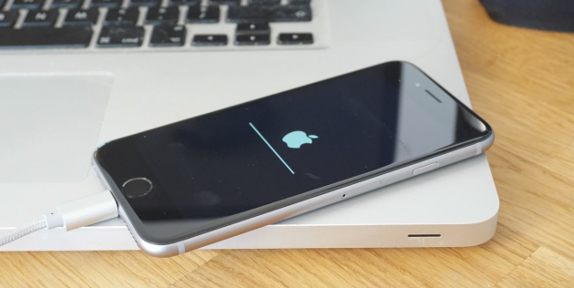 Apple chiude le firme di iOS 10.2