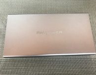 RAVPower Porsche, il caricabetterie di design con potenza da 20.100 mAh